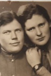 Вострикова Матрена (на фото слева) с подругой